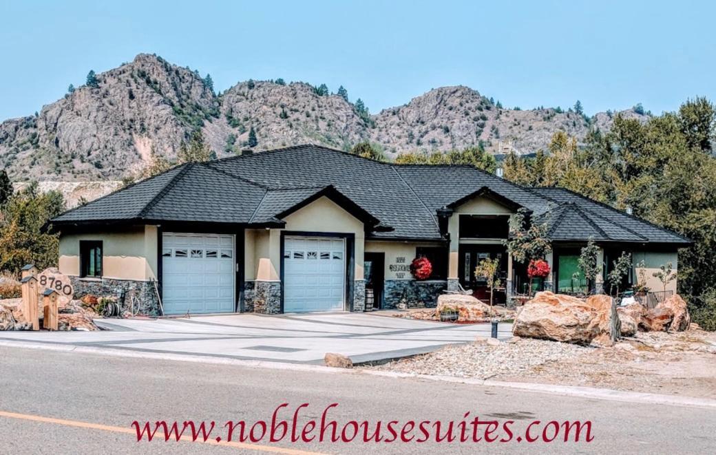 Noble House Suites B&B Grand Forks Exterior foto